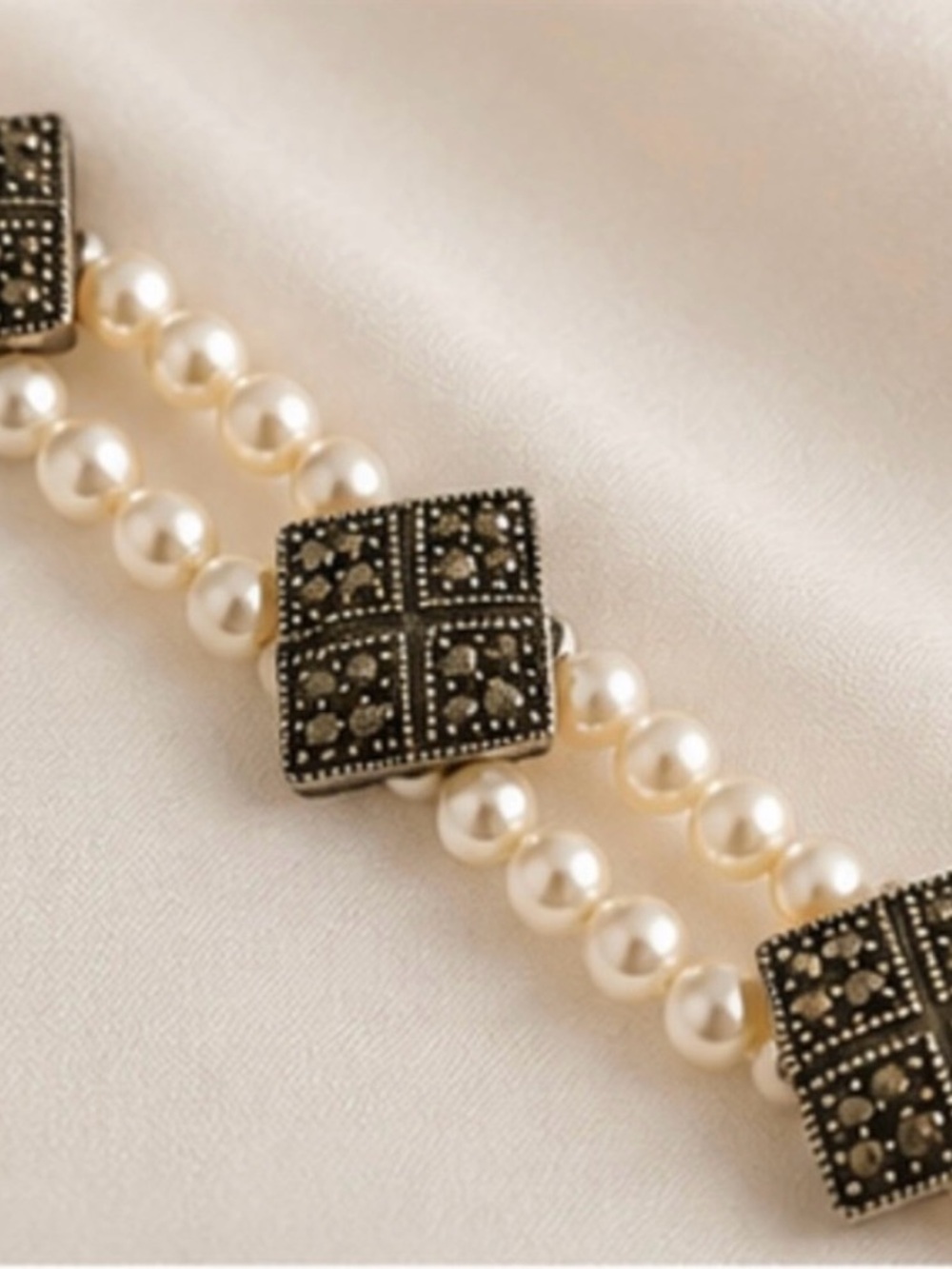 Vintage Double Strand Faux Pearl Choker Necklace with Marcasite Stations - Picture 3 of 4